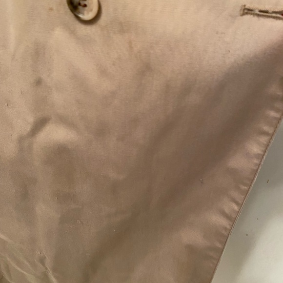 Vintage London Fog Trench with Removable Lining. Size 10 - Picture 10 of 12